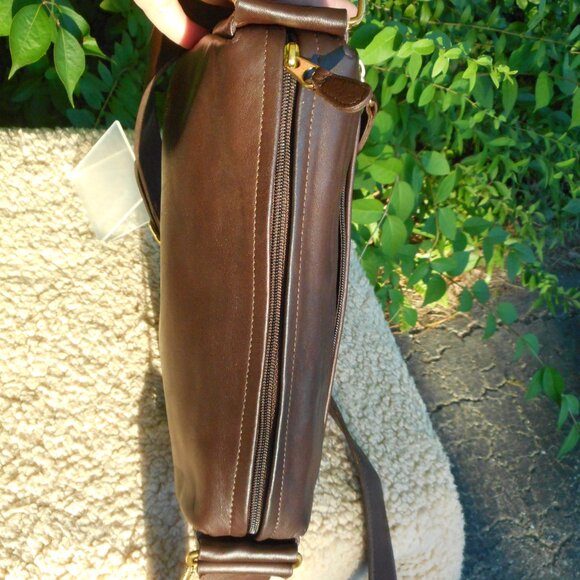 Vintage Coach Matinee Bag 4126, EUC in Mahogany - Picture 6 of 8